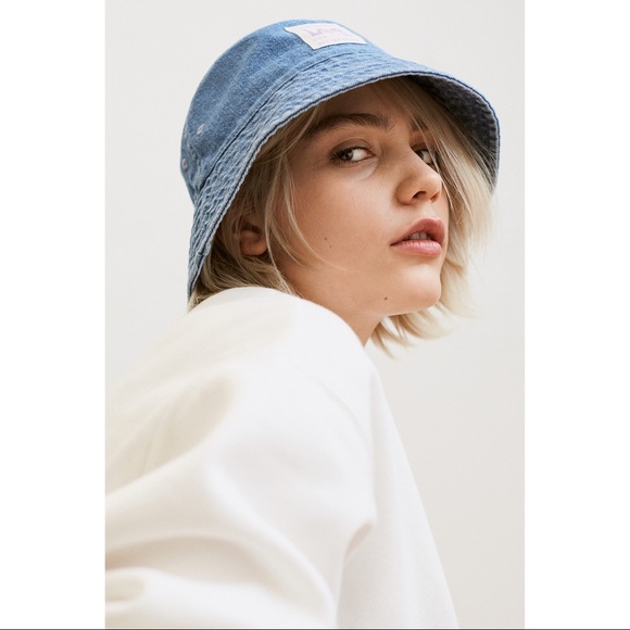🆕 Lee X H&M Denim Bucket Hat - Picture 2 of 6